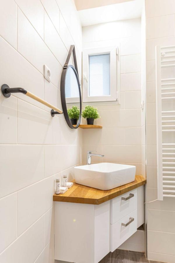 Lovely Studio -Center Of Париж Екстериор снимка